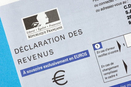 Formulaire administratif et fiscale de déclaration des revenus des ménages Français
